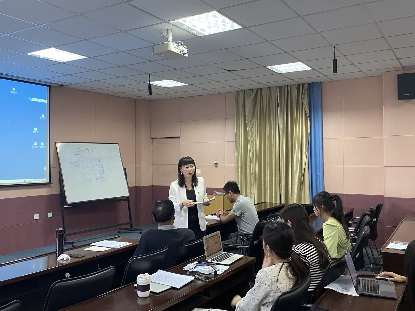 初心展风采 匠心谱芳华 ——公司组织举办第十二届青年教师教学基本功比赛